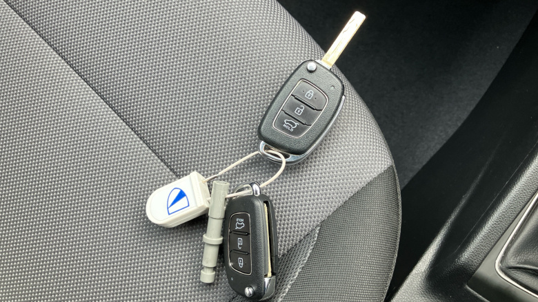 Hyundai i20 1.2 MPi SE 5dr Petrol Hatchback